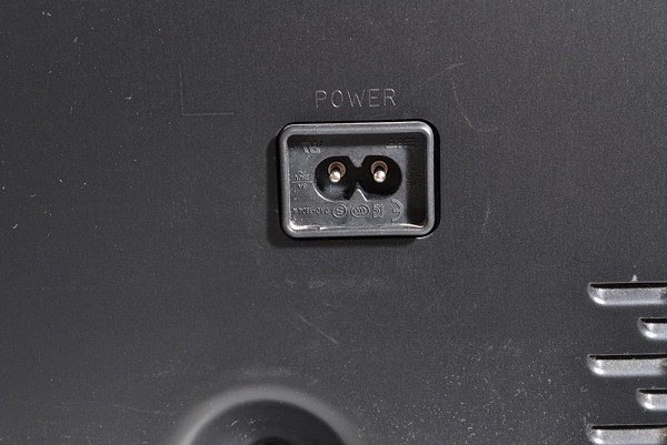 LED Samsung UA46ES5600