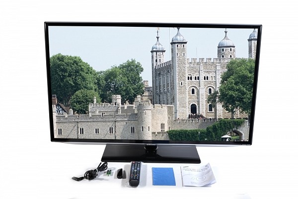 LED Samsung UA46ES5600