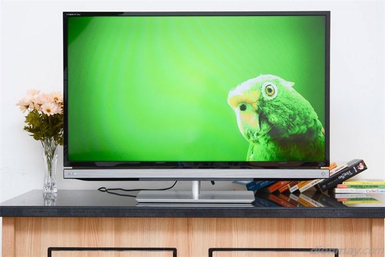 Tivi LED Toshiba 39P2300 39 inch Màu Đen