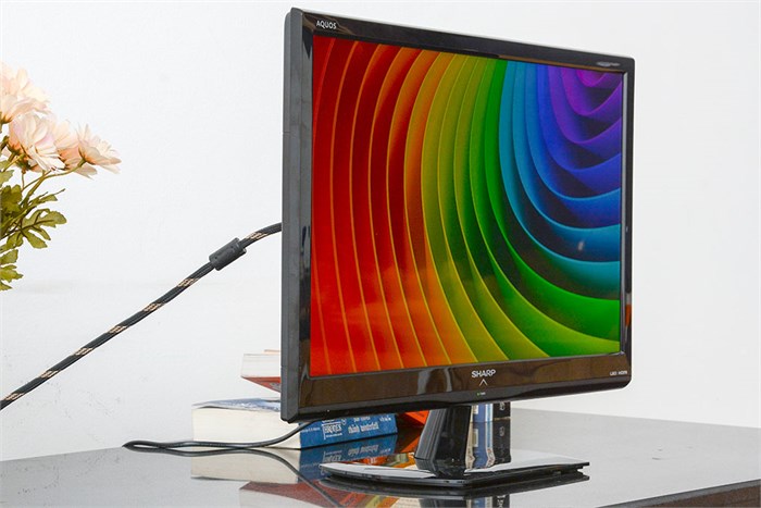 Tivi LED Sharp LC-24LE150M 24 inch