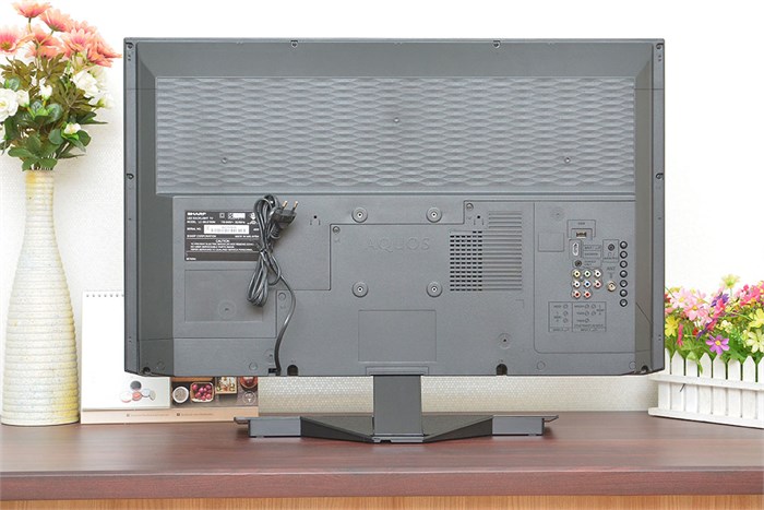 Tivi LED Sharp LC-32LE150M 32 inch