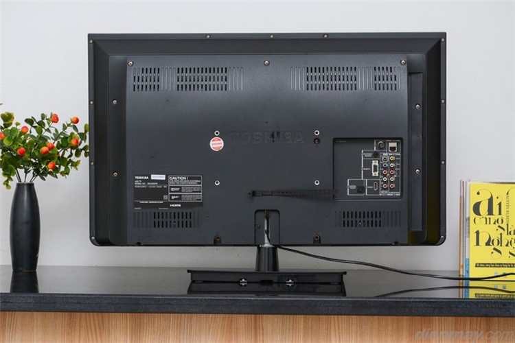 Internet Tivi LED Toshiba 32L3300 32 inch Màu Đen