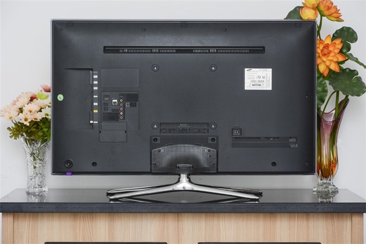 Smart Tivi 3D LED Samsung UA40F6400 40 inch