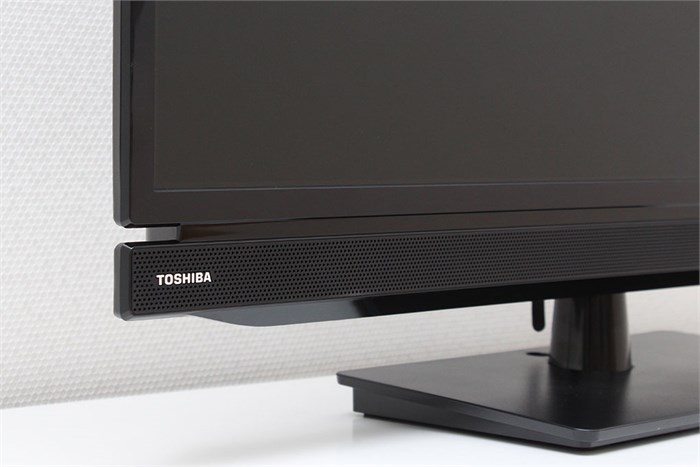 Tivi LED Toshiba 32P1303 32 inch Màu Đen