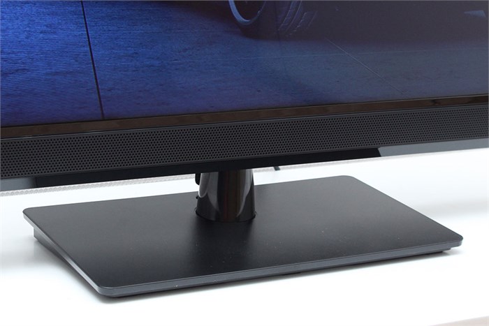 Tivi LED Toshiba 32P1303 32 inch Màu Đen