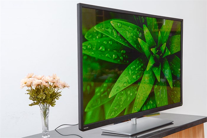 Smart Tivi LED Toshiba 50L4300 50 inch Màu Đen