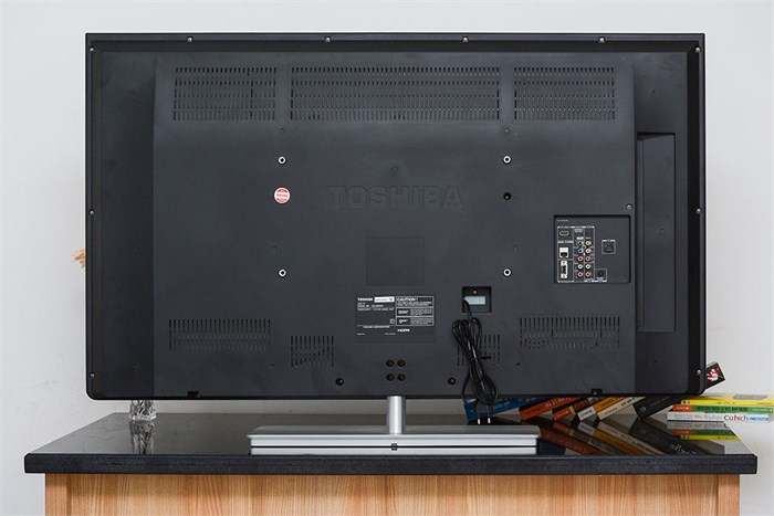 Smart Tivi LED Toshiba 50L4300 50 inch Màu Đen