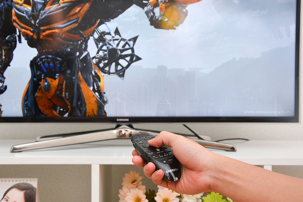 Smart Tivi 3D LED Samsung UA40H6400 40 inch Màu Đen