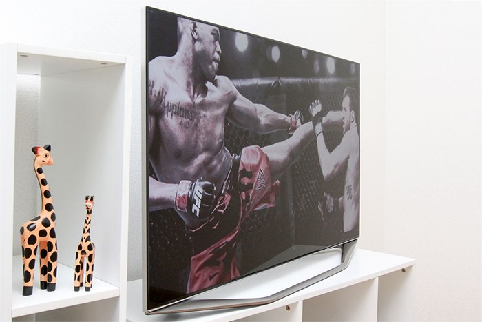 Smart Tivi 3D LED Samsung UA55H7000 55 inch Màu Bạc