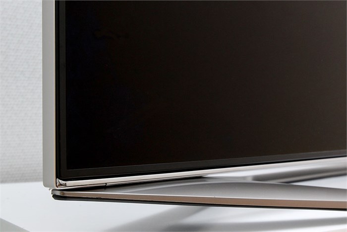 Smart Tivi 3D LED Samsung UA55H7000 55 inch Màu Bạc