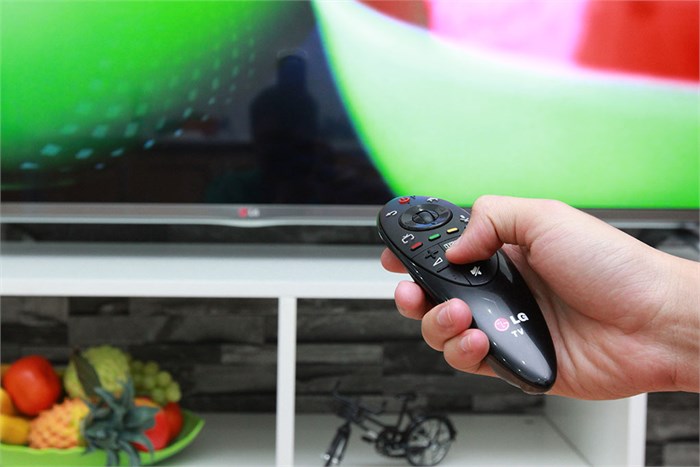 Smart Tivi 3D LED LG 60LB650T 60 inch Màu Xám