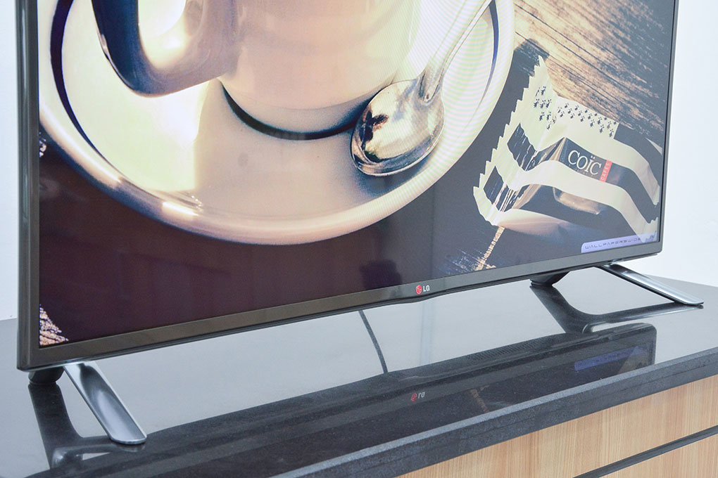 Smart Tivi LED LG 42LB631T 42 inch Màu Đen