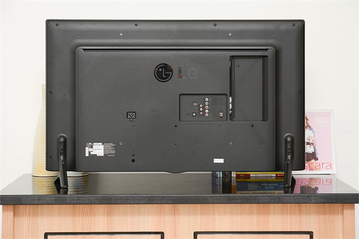 Tivi LED LG 47LB561T 47 inch Màu Đen