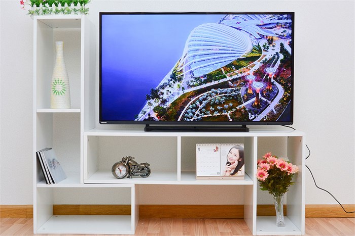 Tivi LED Toshiba 47L2450 47 inch Màu Đen