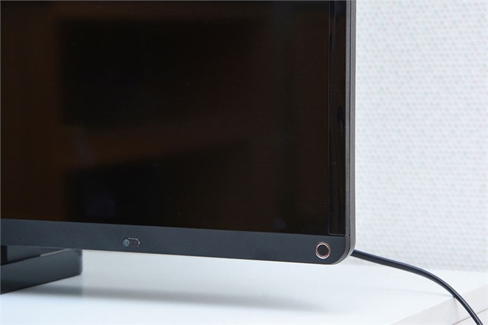 Tivi LED Toshiba 47L2450 47 inch Màu Đen