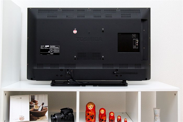 Tivi LED Toshiba 40L2450 40 inch Màu Đen