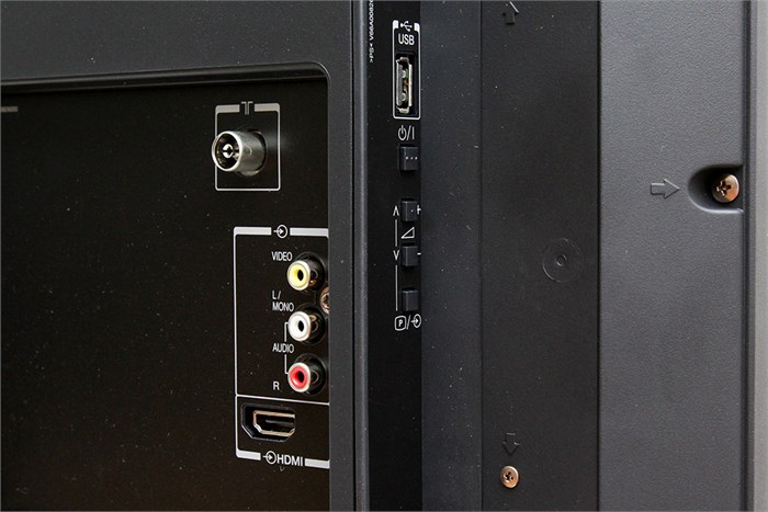 Tivi LED Toshiba 40L2450 40 inch Màu Đen