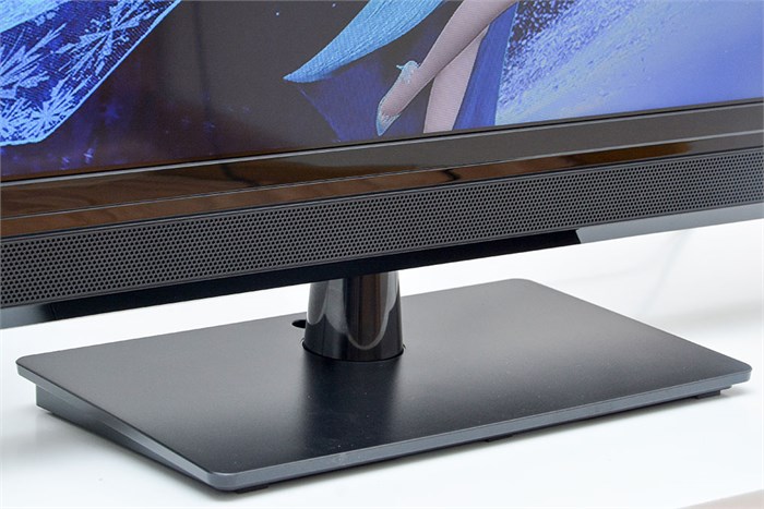 Tivi LED Toshiba 32P2400 32 inch Màu Đen