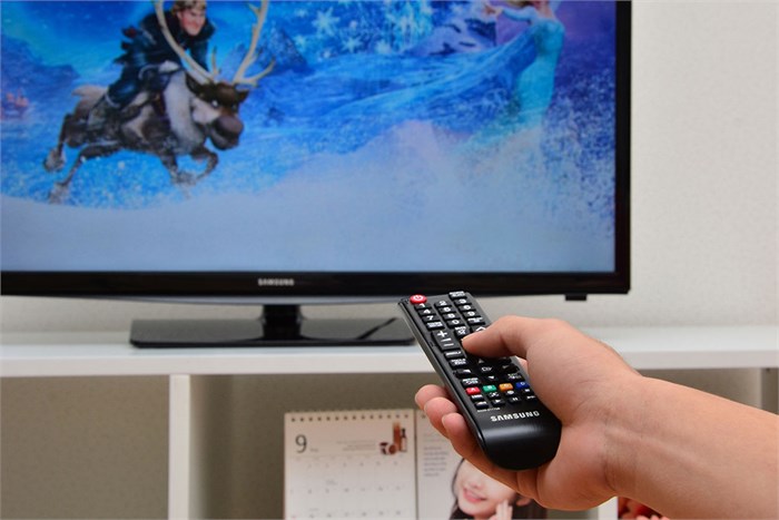 Tivi LED Samsung UA32H4100AK 32 inch Màu Đen