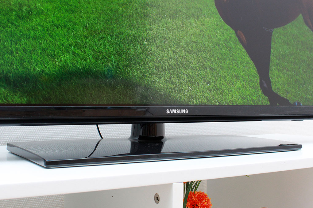Internet Tivi LED Samsung UA46H5303 46 inch Màu Đen