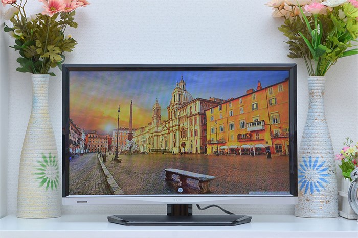 Tivi TCL 24 inch L24B2800