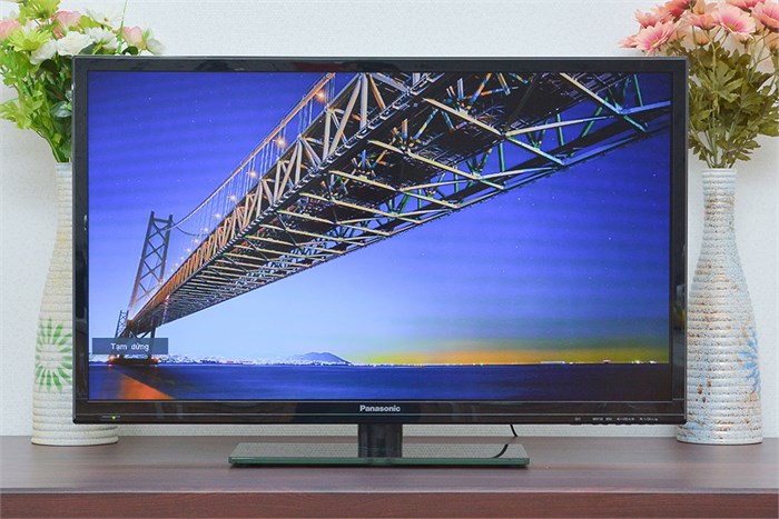 Tivi LED Panasonic TH-32A402V 32 inch