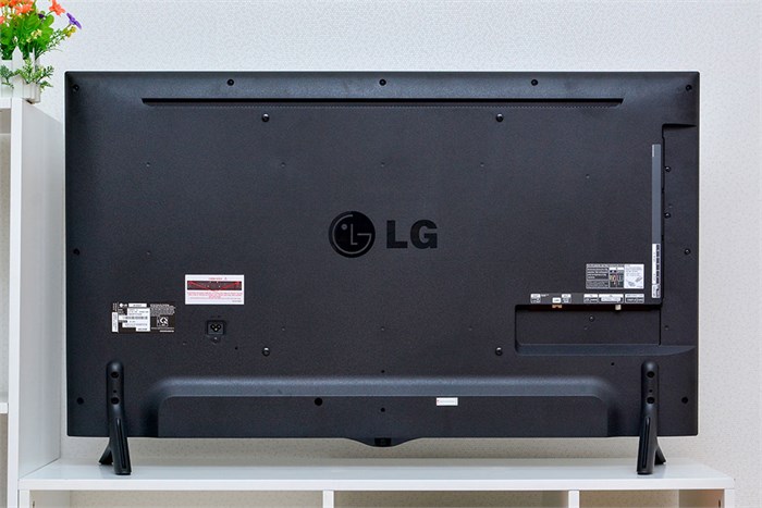 Smart Tivi LED LG 49UB820T 49 inch Màu Xám