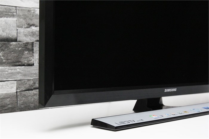 Tivi Samsung 28 inch UA28J4100