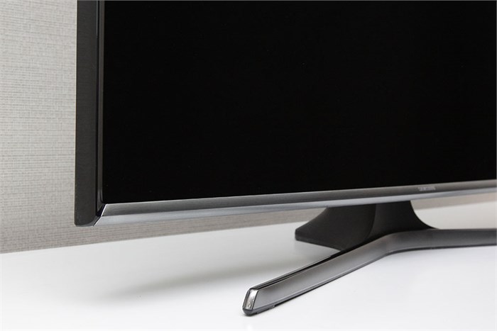 Smart Tivi Samsung 32 inch UA32J5500 Màu Xám