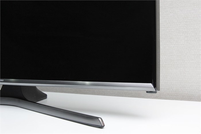 Smart Tivi Samsung 32 inch UA32J5500 Màu Xám