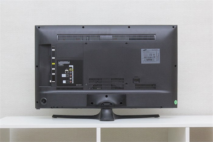 Smart Tivi Samsung 32 inch UA32J5500 Màu Xám