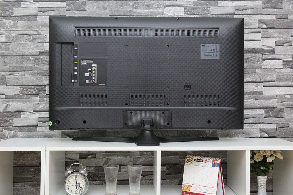 Smart Tivi Samsung 40 inch UA40J5500 - 8