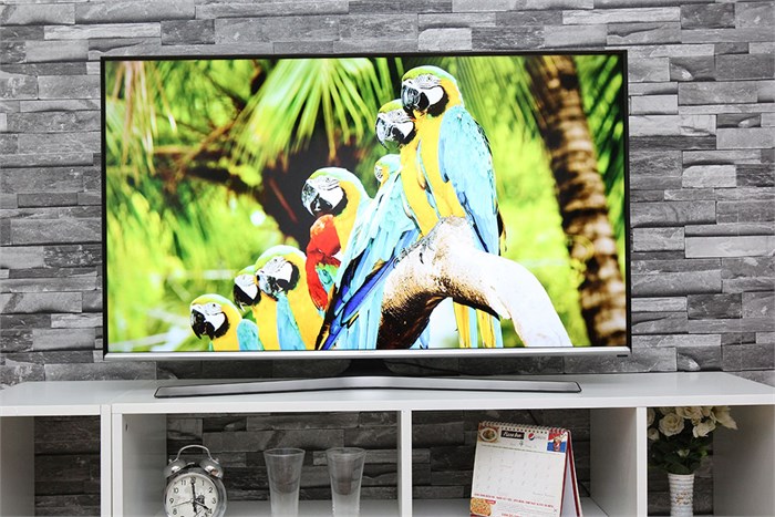 Smart Tivi Samsung 43 inch UA43J5500 Màu Đen