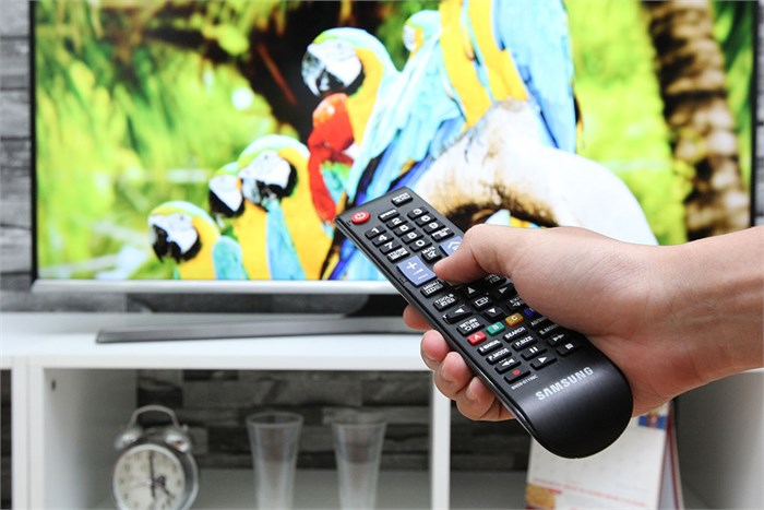 Smart Tivi Samsung 43 inch UA43J5500 Màu Đen