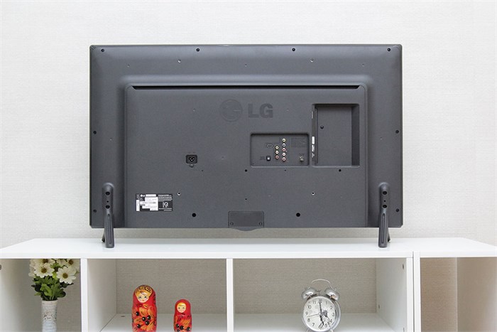 Tivi LG 42 inch 42LF550T Màu Đen