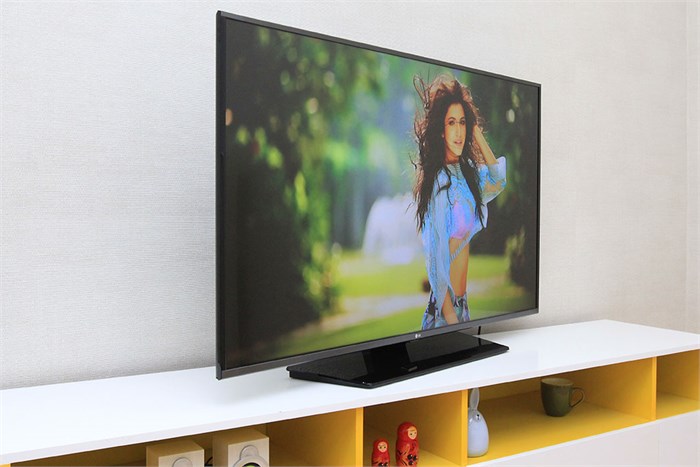 Smart Tivi LG 55 inch 55LF630T Màu Đen