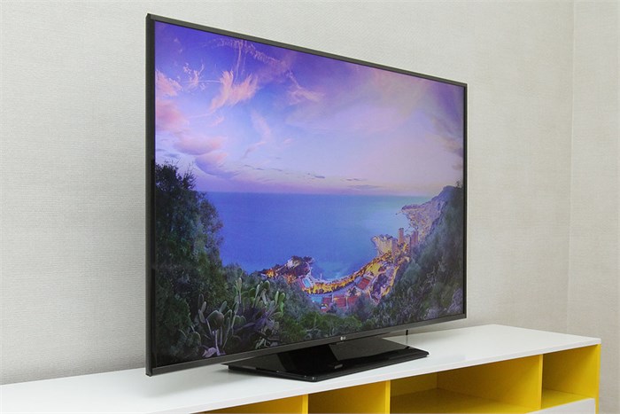 Smart Tivi LED LG 60LF630T 60 inch Màu Đen