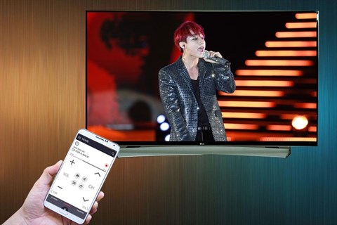 LG 65UG870T có thể điều khiển từ điện thoại