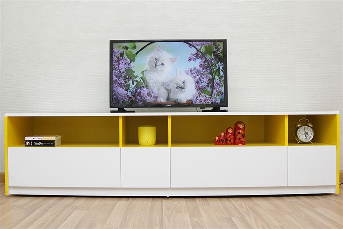 Tivi Samsung 32 inch UA32J4003 Màu Đen