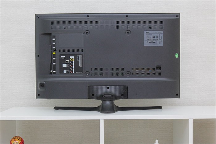 Smart Tivi Curved Samsung UA32J6300 32 inch Màu Xám