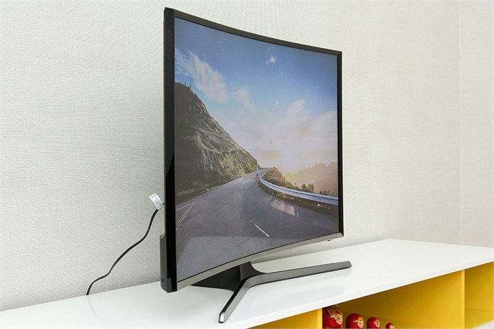 Smart Tivi Cong Samsung 40 inch UA40J6300 Màu Xám