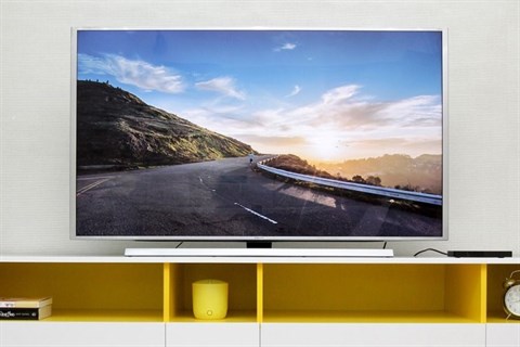 Thiết kế màn hình cong ấn tượng