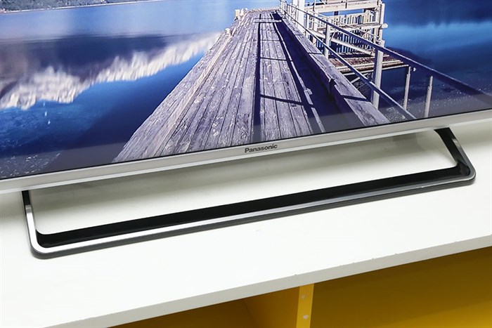 Smart Tivi Panasonic 40 inch TH-40CS620V