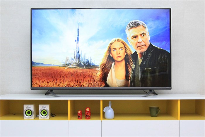 Smart Tivi LG 60 inch 60UF770T Màu Xám