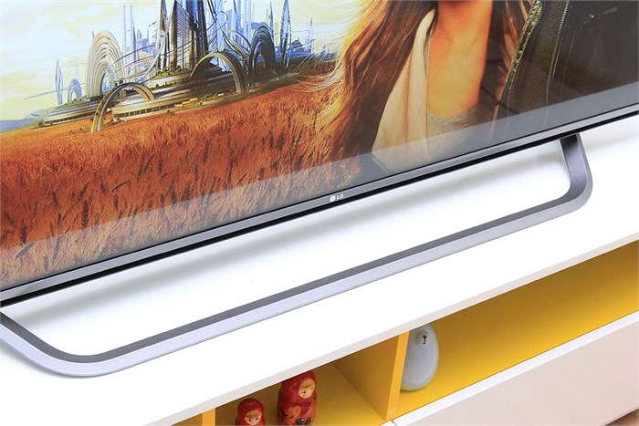 Smart Tivi LG 60 inch 60UF770T Màu Xám