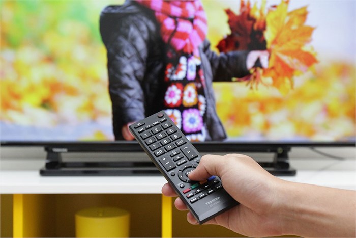 Tivi Toshiba 40 inch 40L2550 Màu Đen