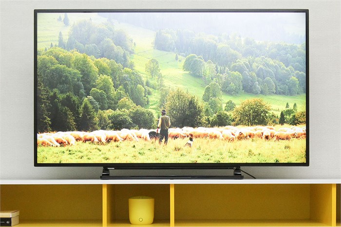 Tivi Toshiba 55 inch 55L2550 Màu Đen
