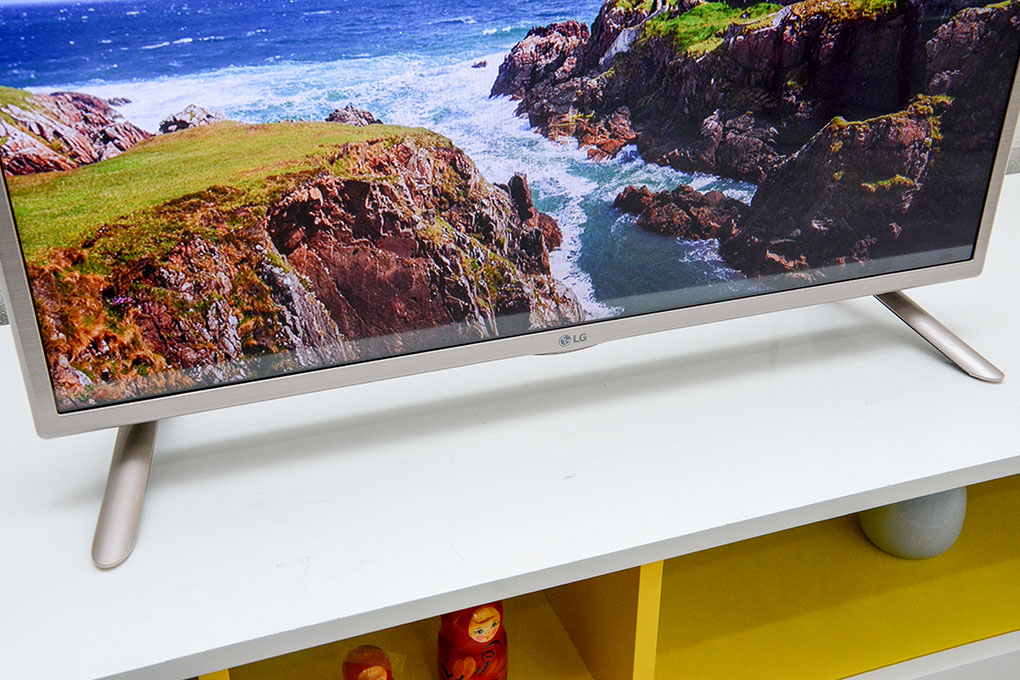 Smart Tivi LG 32 inch 32LF581D Màu Xám