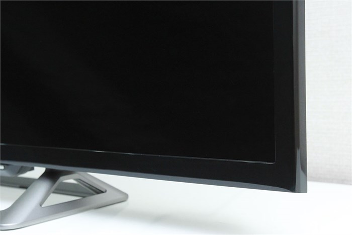 Internet Tivi Sony 32 inch KDL-32R500C Màu Đen