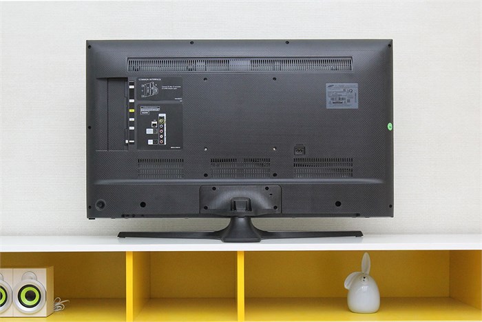 Smart Tivi Samsung 40 inch UA40J5520 Màu Đen